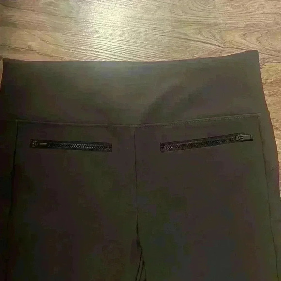 Athleta ladies stretch pant size Medium. - Picture 5 of 9